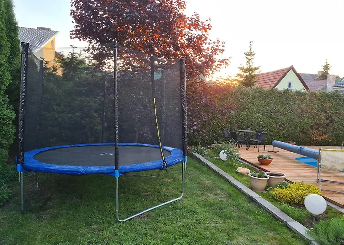 V36 Zemutine Studija בית הארחה